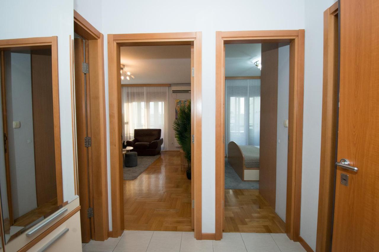 City Nest Apartment Podgorica Eksteriør billede