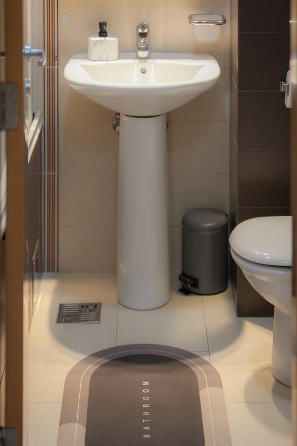 City Nest Apartment Podgorica Eksteriør billede