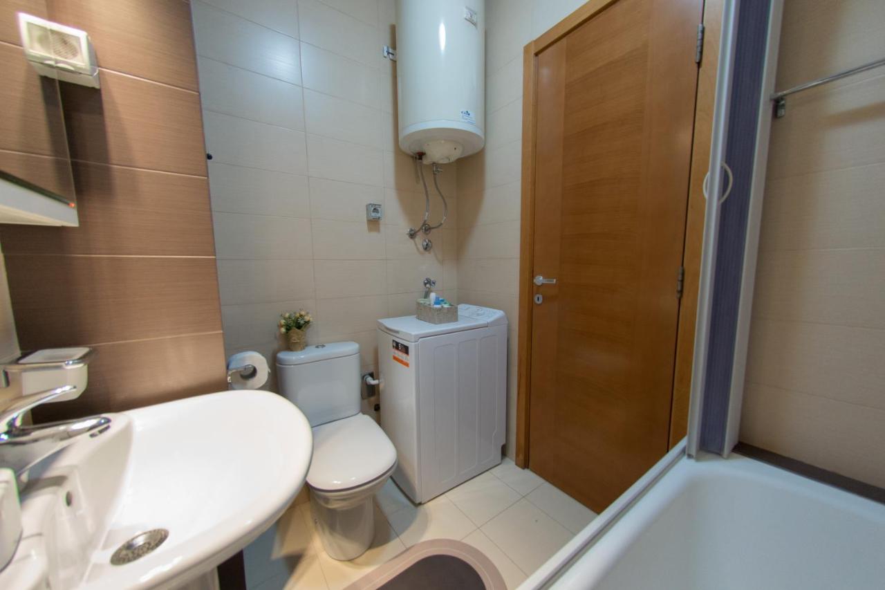 City Nest Apartment Podgorica Eksteriør billede