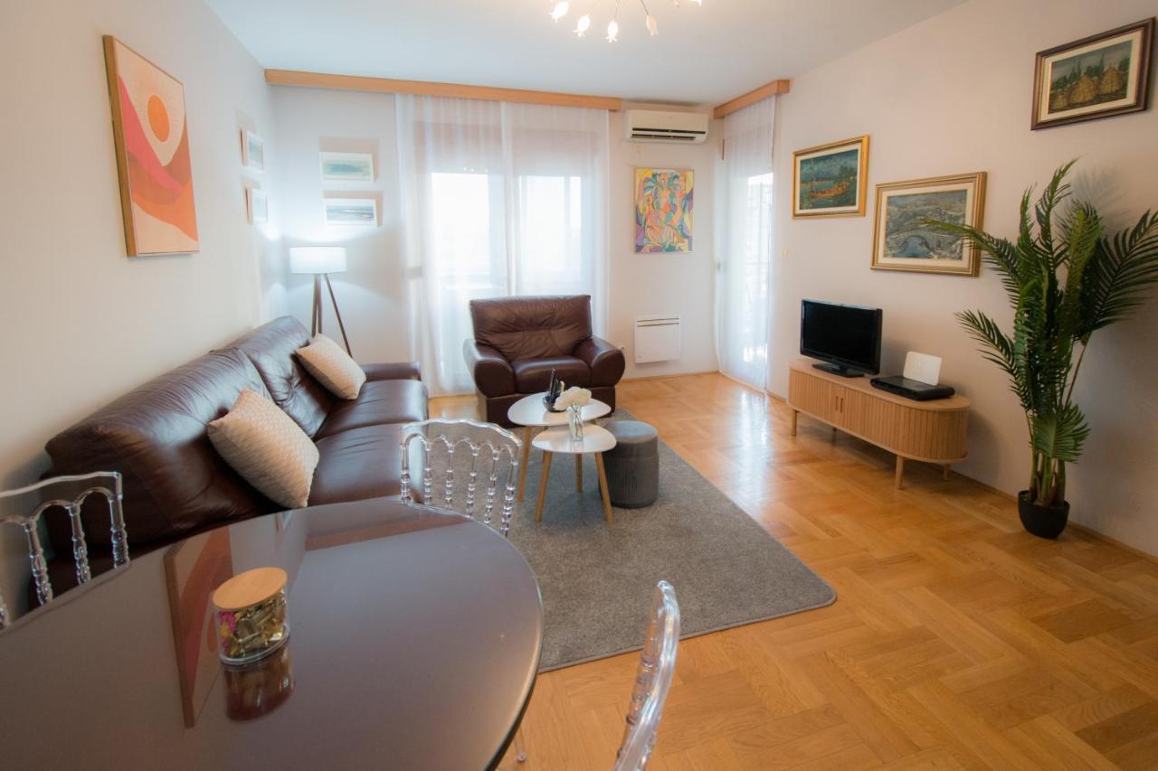 City Nest Apartment Podgorica Eksteriør billede