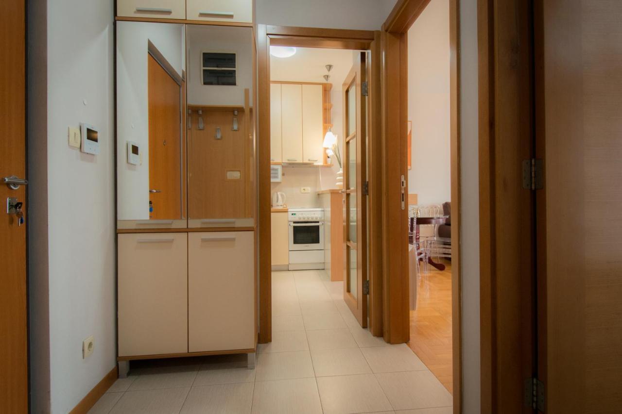 City Nest Apartment Podgorica Eksteriør billede